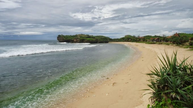 Pantai Slili Rute Menuju Lokasi Dan Harga Tiket Masuk