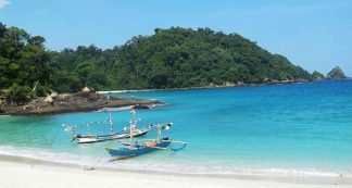 Pantai Cemara Rute Menuju Lokasi Dan Harga Tiket Masuk