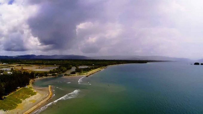 Pantai Holtekamp Rute Menuju Lokasi Dan Harga Tiket Masuk