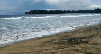 10 Gambar Pantai Pacar Tulungagung Tiket Masuk Rute Jalan