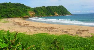 Pantai Jolosutro Rute Menuju Lokasi Dan Harga Tiket Masuk