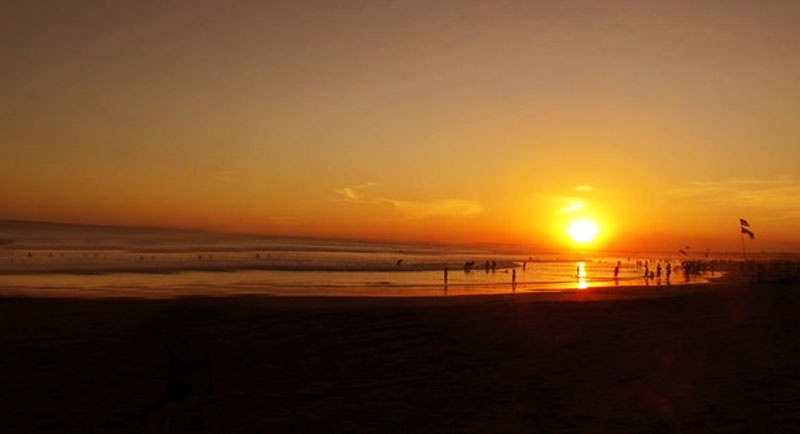 Sunset Di Pantai Batu Karas