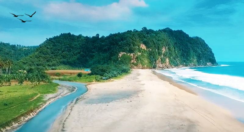 Pantai Dlodo Tulungagung Jawa Timur