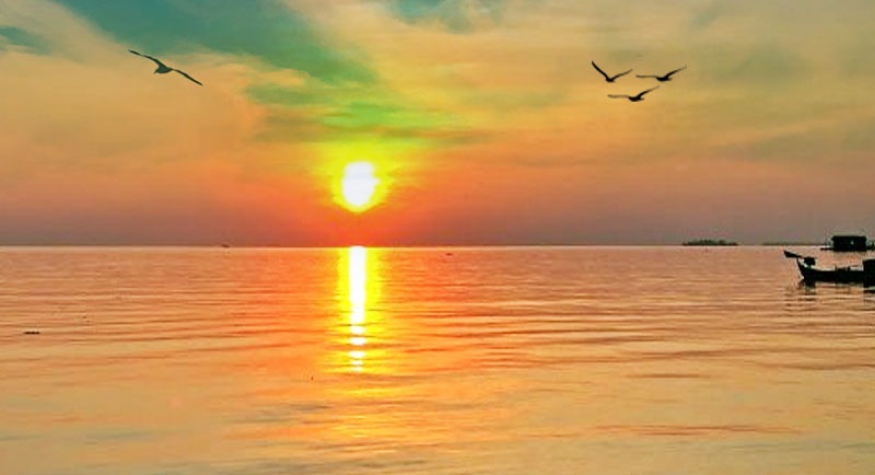 Sunrise Di Pantai Tanjung Jabe