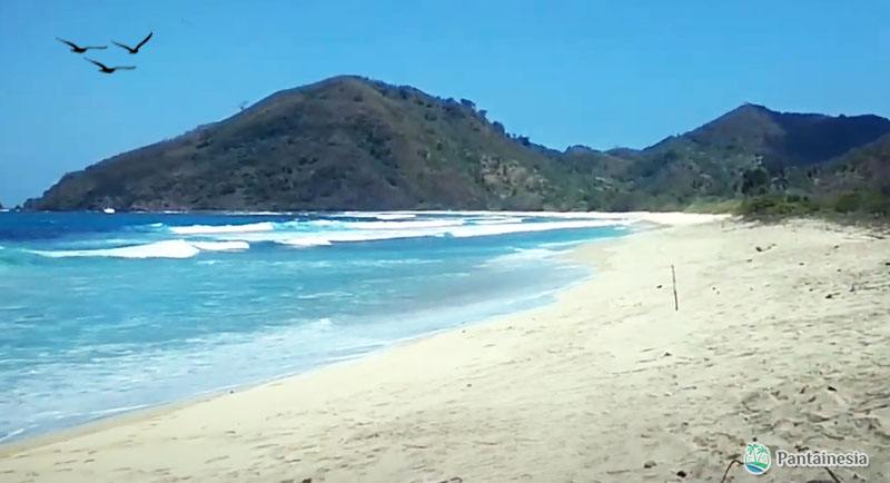 Pantai Mekaki Lombok