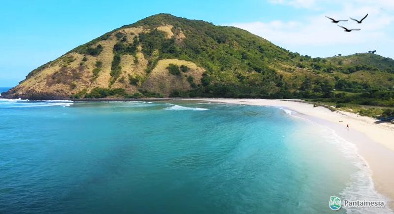 Pantai Mawun Lombok
